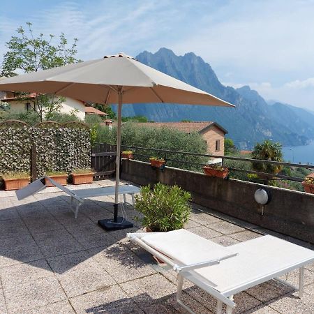 Villa Renata Riva Di Solto Buitenkant foto