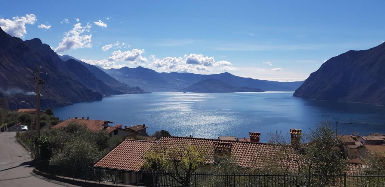 Villa Renata Riva Di Solto Buitenkant foto
