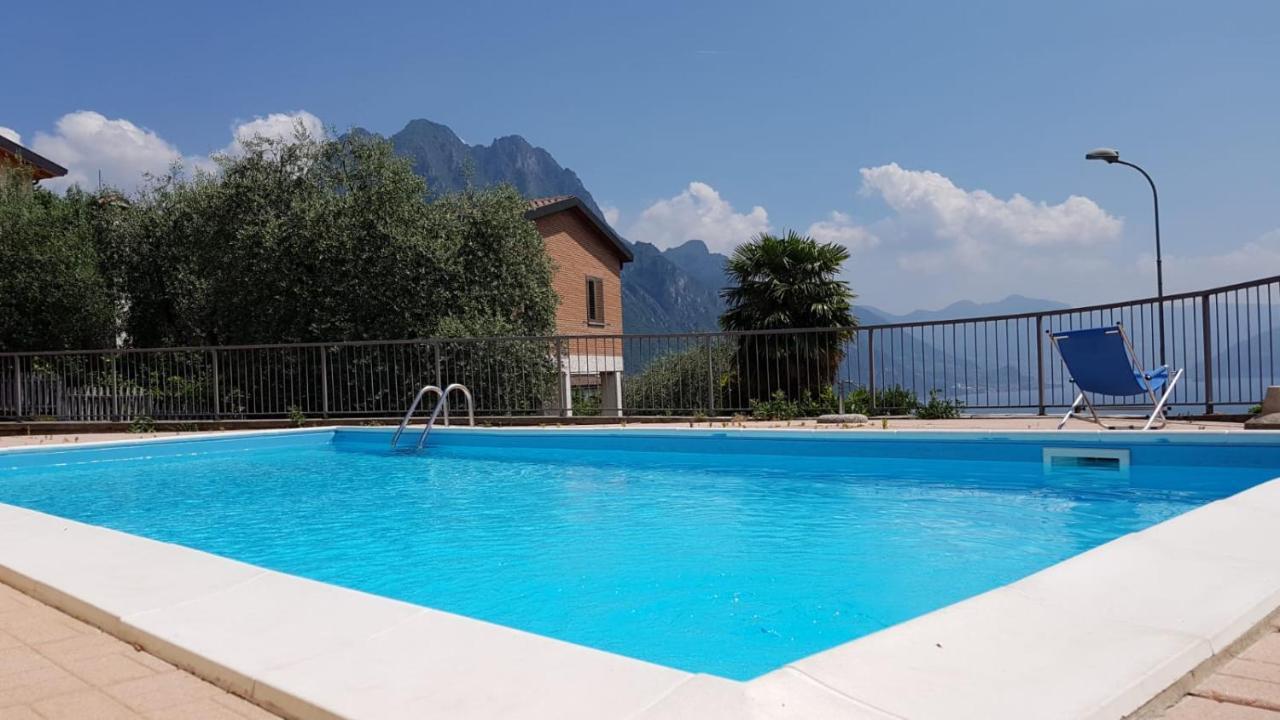 Villa Renata Riva Di Solto Buitenkant foto
